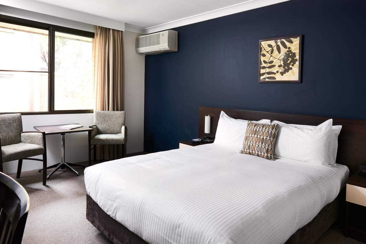 175 Hotel Westmead Sydney Exteriör bild